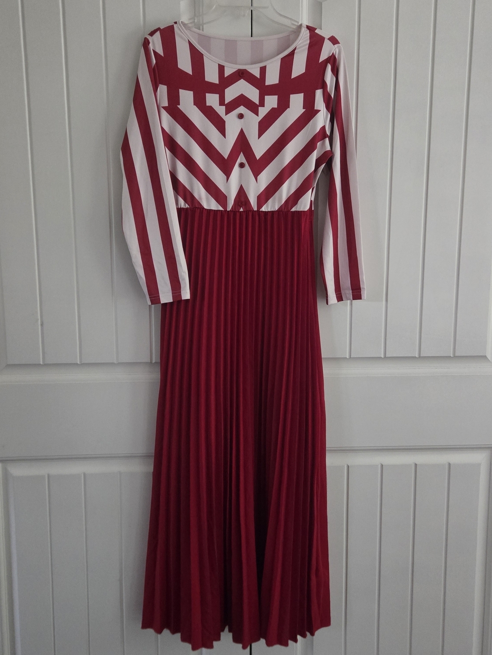 Red Chevron Pleated Maxi Dress Long Sleeve Modest Stripe Aesthetic Gown L